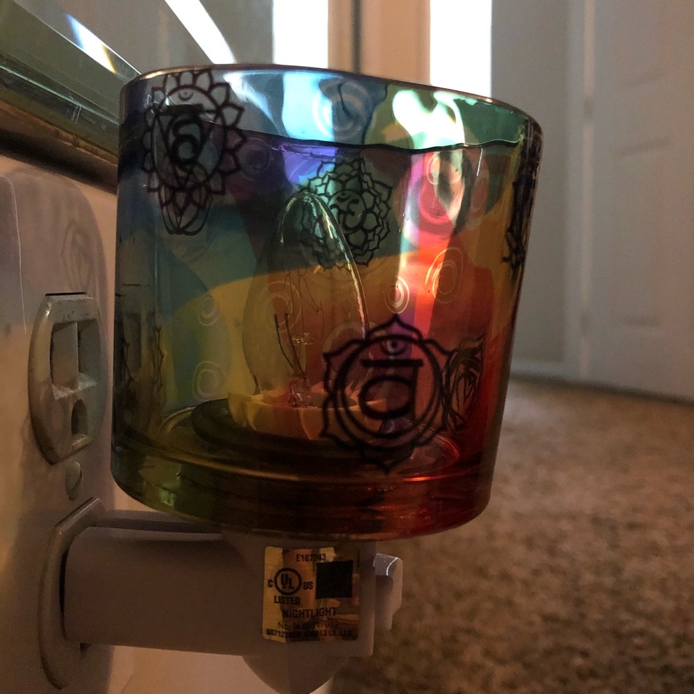 Chakra balancing light